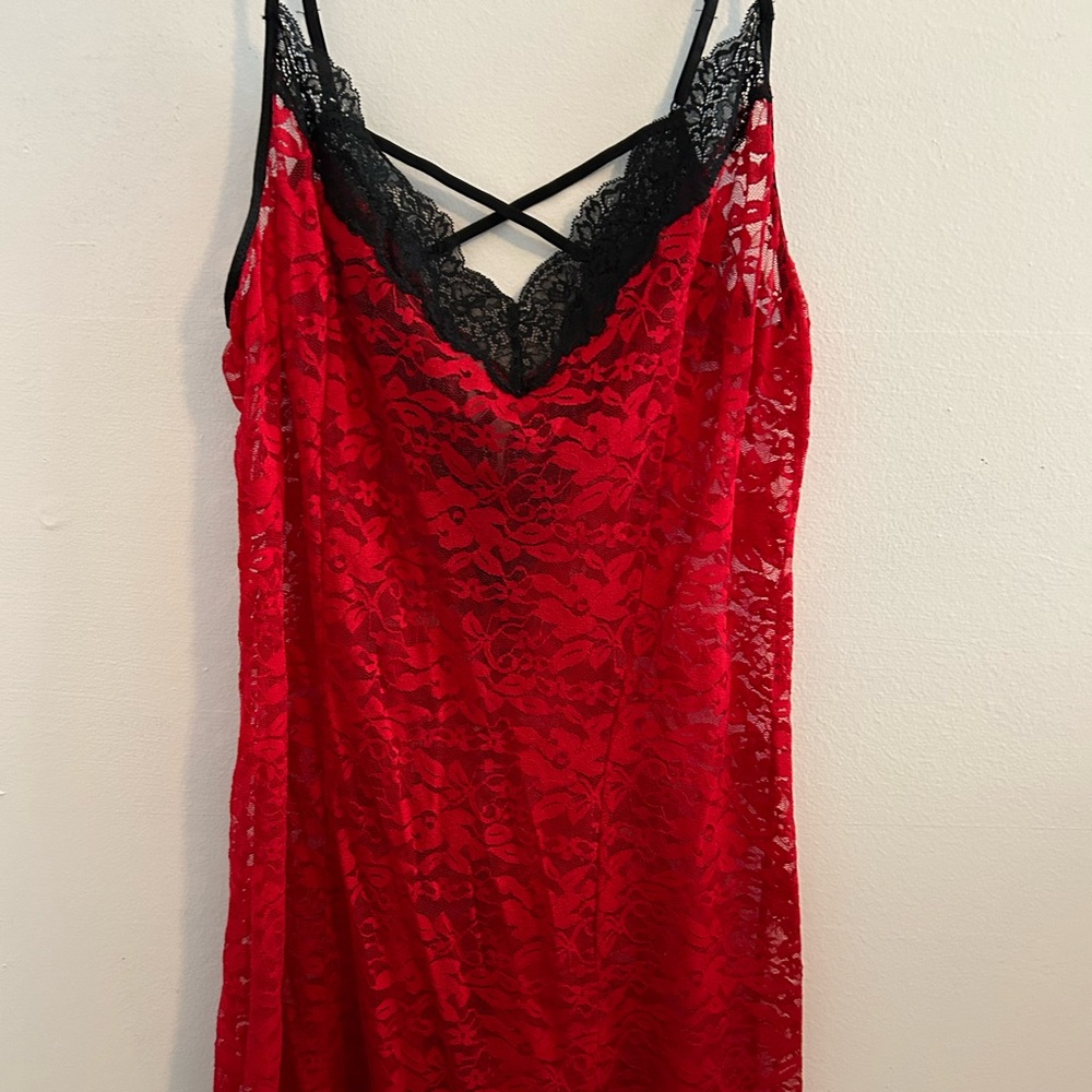 Linea Donatella Red and Black Lace Chemise